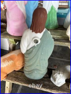 Nativity Set Blow Mold 11 Pcs Empire 3 Sheep 3 Kings Cow Shepard No Lights/cord