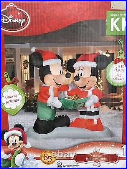 New Gemmy 7-1/2' Caroling Mickey & Minnie Lighted Christmas inflatable Airblown