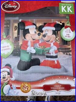 New Gemmy 7-1/2' Caroling Mickey & Minnie Lighted Christmas inflatable Airblown
