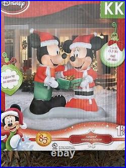 New Gemmy 7-1/2' Caroling Mickey & Minnie Lighted Christmas inflatable Airblown