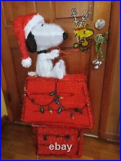 Peanuts Snoopy On House with Woodstock 3ft Pre Lit Light Yard Up Decoration Tinsel