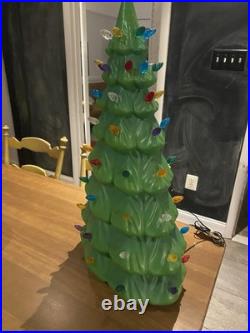 Plastic Blow Mold Lighted Christmas Tree 27