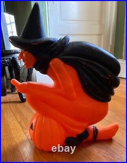 RARE #5252 Union Don Featherstone Halloween Flying Witch Pumpkin Blow Mold
