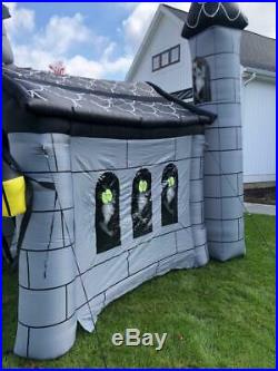 RARE Gemmy Inflatable Haunted House 11 ft Creepy Sounds lights Used Exc Cond