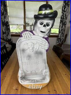 Rare Vintage Happy Halloween Tombstone Grave Skeleton Top Hat Blow Mold Decor