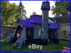 SEE VIDEO! Gemmy Airblown Inflatable Halloween HAUNTED HOUSE Mansion 12.5' Sound