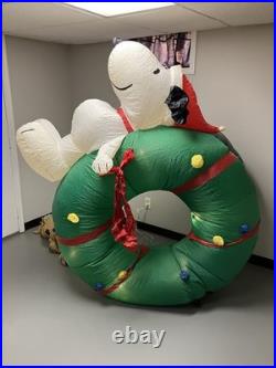 Snoopy Peanuts 7ft Tall Inflatable Christmas Decoration Reef Gemmy Snoopy Peanuts 7ft Tall Inflatable Christmas Decoration Reef Gemmy