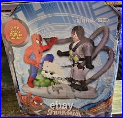 Spider-Man & Doc Ock Marvel Christmas Airblown Inflatable 7Ft long Light Up 2014