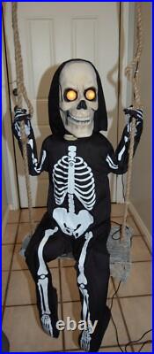 Spirit Halloween Lil Skelly Bones Swinging Skeleton Yard Prop Decoration WORKS