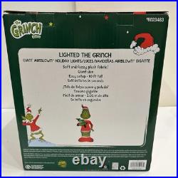 THE GRINCH-Dr SUESS-GIANT Airblown Infltable Lights Up Soft & Fuzzy 10 Ft New
