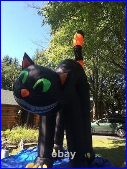 TWO STORY INFLATABLE BLACK CAT, Animated, Head Rotates FOR HALLOWEEN used