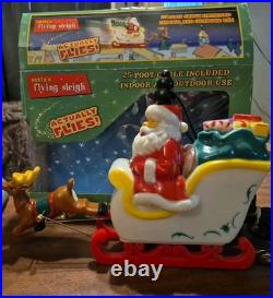 Tekky Toys Santa's Flying Sleigh 25 Cable Light Up Reindeer Table Top Blow Mold