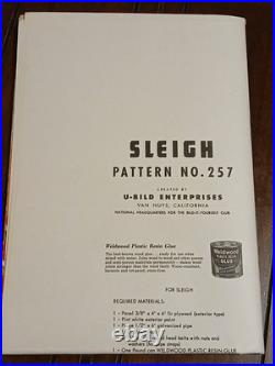 U-Bild Santa & Mrs Sleigh & 8 Reindeer Patterns 189 256 335 257 Christmas Yard