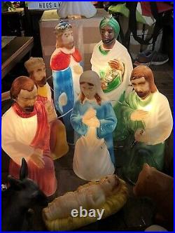 VINTAGE 12 pc Nativity Miniature Tabletop Blow MoldsVery Rare