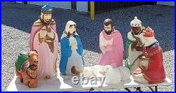 VINTAGE EMPIRE 8 Piece Blow Mold Nativity Scene In Great Condition