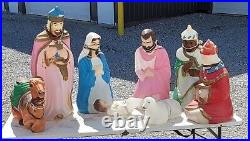 VINTAGE EMPIRE 8 Piece Blow Mold Nativity Scene In Great Condition
