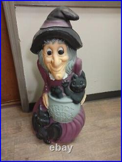 VTG General Foam 34 Witch With Cauldron Cat Bat Halloween Blow Mold Yard Decor