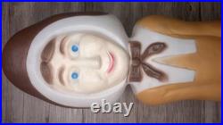 VTG. Thanksgiving Don Featherstone blow mold lady pilgrim figure lights up US