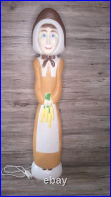 VTG. Thanksgiving Don Featherstone blow mold lady pilgrim figure lights up US