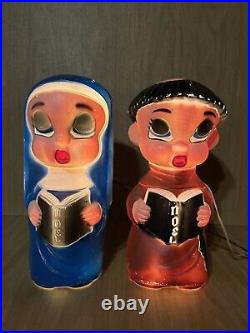 Vintage 1968 Noma Lites Corp Blow Molds Carolers Nun & Monk Noel Ultra Rare