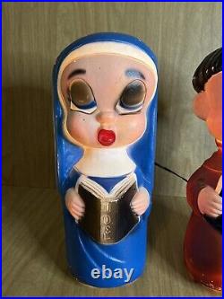 Vintage 1968 Noma Lites Corp Blow Molds Carolers Nun & Monk Noel Ultra Rare