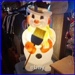 Vintage 31 Poloron Snowman with Broom Christmas Yard Blow Mold decoration plastic
