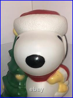 Vintage 32 Peanuts Snoopy General Foam Blow Mold Christmas Lighted Yard Decor
