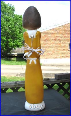 Vintage 33 Don Featherstone Thanksgiving Blow Mold Pilgrim Woman Holding Corn