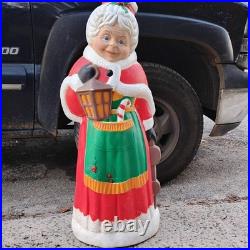 Vintage 37 Tpi Mrs. Claus Holding Lantern Christmas Blow Mold Light Yard Decor