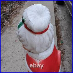 Vintage 37 Tpi Mrs. Claus Holding Lantern Christmas Blow Mold Light Yard Decor