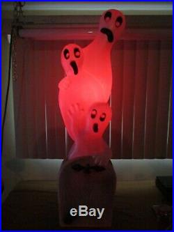 Vintage 3 Ghost in Tombstone Lighted Halloween Blow Mold Decor UNION 41 (b)