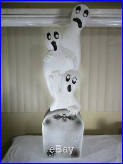 Vintage 3 Ghost in Tombstone Lighted Halloween Blow Mold Decor by UNION 41