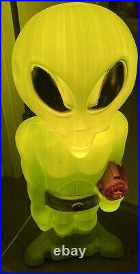 Vintage Blow Mold 36 Green Space Alien withRay Gun Halloween Lighted Figure