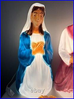 Vintage Blow Mold Christmas Lighted Nativity Set 27 Joseph Mary Jesus