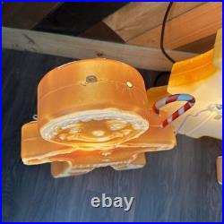 Vintage Blow Mold Gingerbread Figures And Tree Collection Lighted Union Products