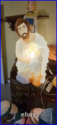 Vintage Blown Mold Nativity Set Of 10, Lights Up