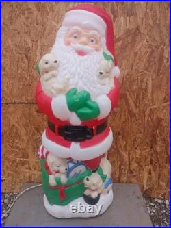 Vintage Christmas Santa & Puppies Blow Mold 43 TPI 1997