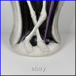 Vintage Don Featherstone Blow Mold Halloween Skeleton Cape Top Hat 33 Inch