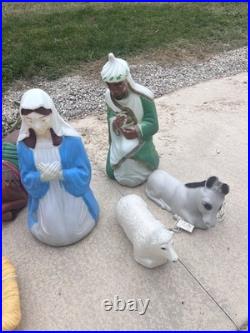 Vintage Empire Blow Mold Christmas Nativity Set 10 Pc Vintage Empire Blow Mold Christmas Nativity Set 10 Pc