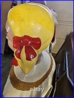 Vintage Empire Poloron Blow Mold Choir Girl & Boy Light Up! Approx 50