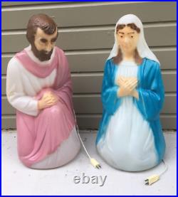 Vintage GENERAL FOAM LIGHTED BLOW MOLD MARY & JOSEPH NATIVITY SET 26 USA