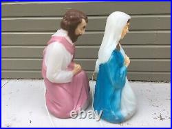 Vintage GENERAL FOAM LIGHTED BLOW MOLD MARY & JOSEPH NATIVITY SET 26 USA