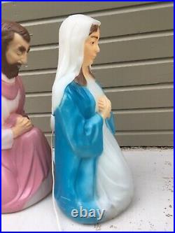 Vintage GENERAL FOAM LIGHTED BLOW MOLD MARY & JOSEPH NATIVITY SET 26 USA