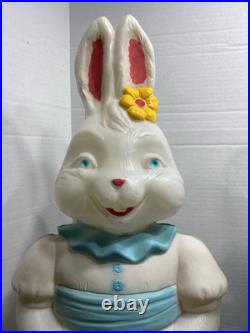 Vintage General Foam Plastics 25 Mr & Mrs Easter Bunny Blow Mold Pair-Lighted