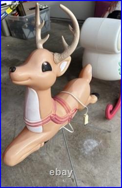 Vintage Grand Venture Santa And Sleigh With Reindeer Blow Mold GREAT CONDITION