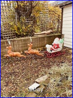 Vintage Grand Venture Santa Sleigh 2 Poloron Reindeer Yard Christmas Blow Mold