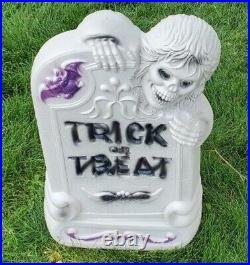 Vintage Halloween Blow Mold by General Foam TRICK OR TREAT ZOMBIE Headstone 28