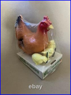 Vintage Hen and Chicks Plastic Blow Mold Lawn Ornament Union Products Inc New