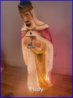 Vintage Lighted Three Wise Men King Melchior Blow Mold Nativity Figure 42