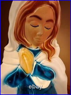 Vintage Mary Joseph Jesus 3 Piece Blow Mold Nativity Set Outdoor Christmas Decor